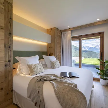 Snowy Escape: Chalet Nestled In * Mayrhofen