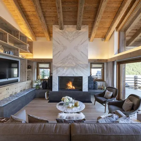 Appartement Snowy Escape: Chalet Nestled In Mayrhofen